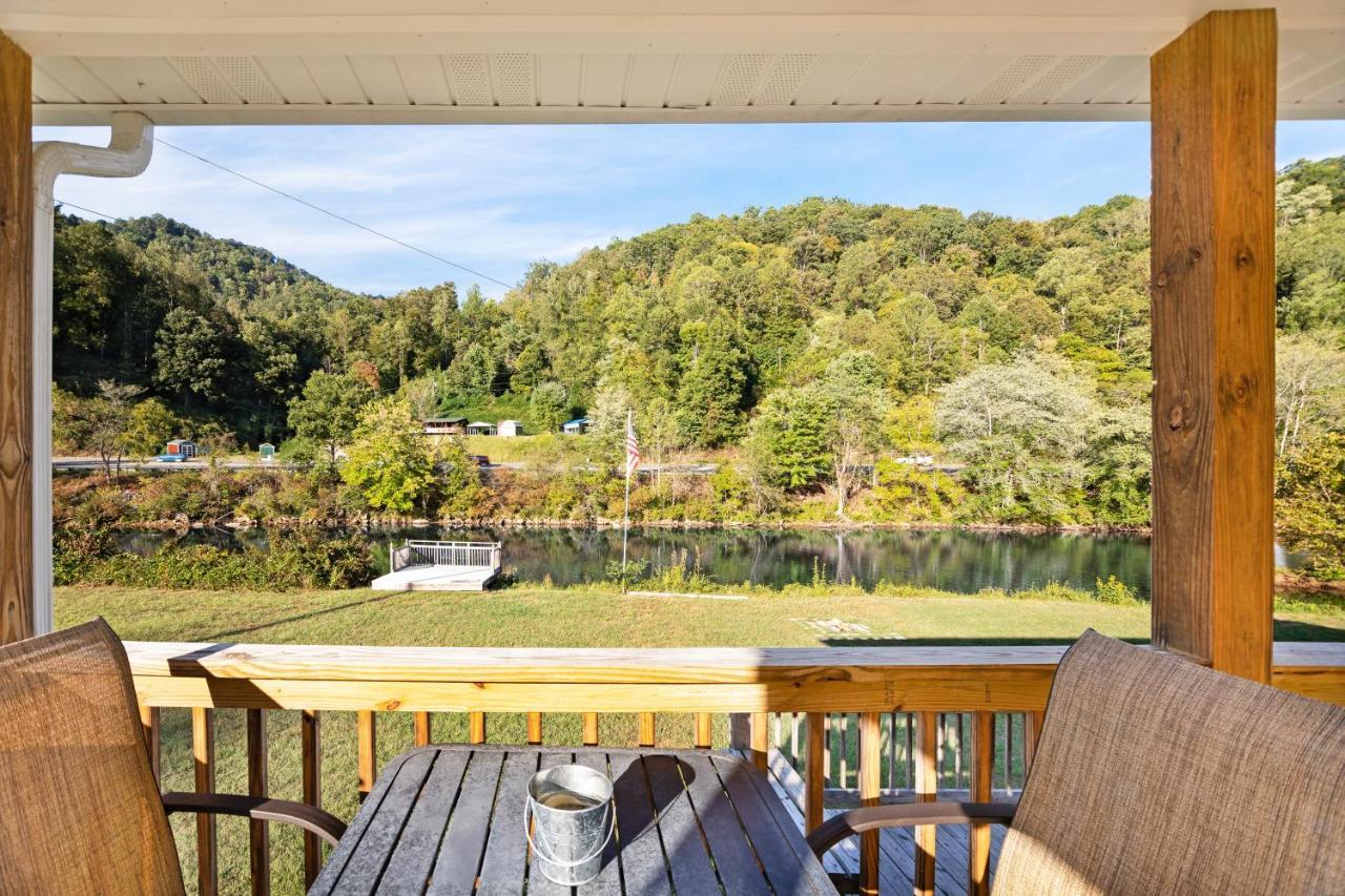 2 Bed 2 Bath Vacation Home In Whittier III Exteriör bild